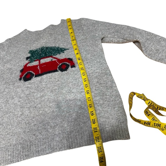 Cupcakes and Cashmere Gray Christmas Tree Red Car Sweater Size XS Lightweight - Picture 4 of 8